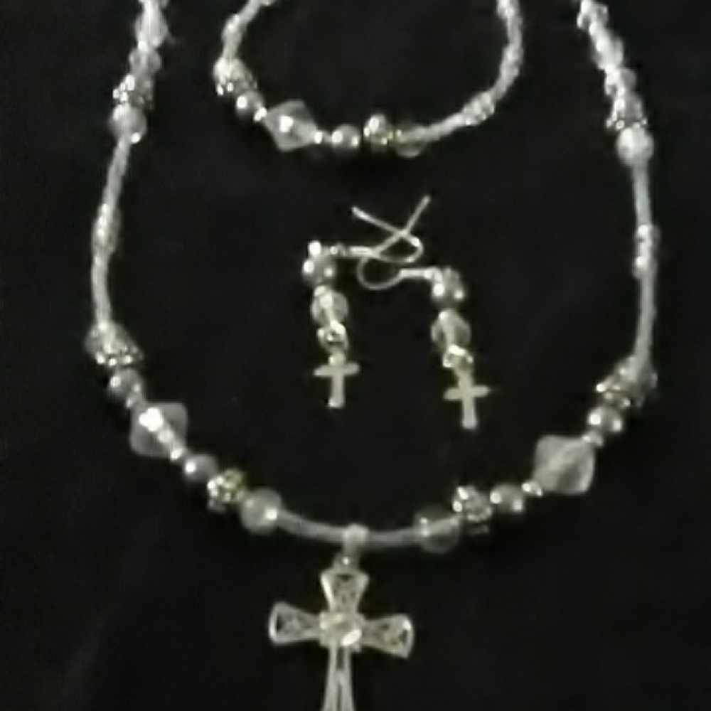 Necklace set